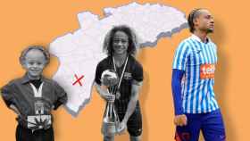 Simons en el CD Tháder de Rojales, en el Barcelona y en la selección de Países Bajos con la camiseta del Tháder.