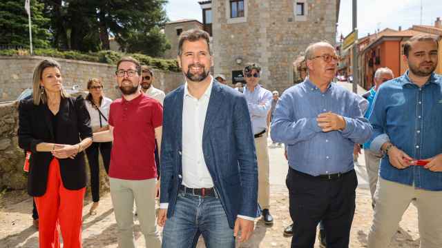 El secretario general del PSOE de Castilla y León, Luis Tudanca, durante su visita a Ávila, este jueves