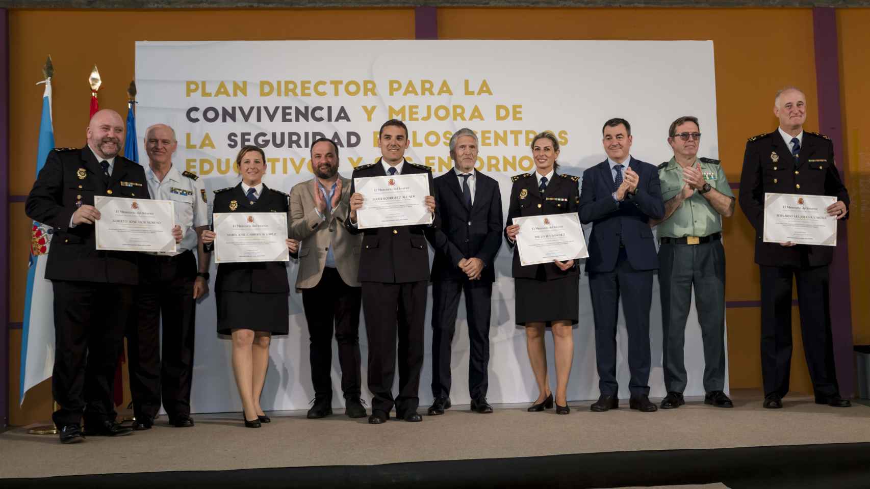Algunos de los agentes de Policía Nacional y Guardia Civil que han sido galardonados