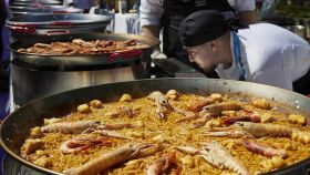 Fideuàs en el Concurso Internacional de Fideuà de Gandia de 2024.