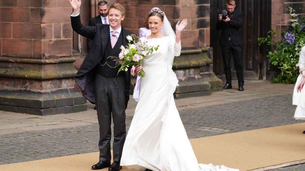 El flamante matrimonio, feliz, tras convertirse en marido y mujer.