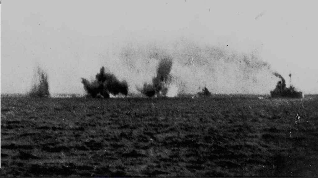 Ataque de la aviación republicana sobre la flota franquista el 6 de marzo de 1938.