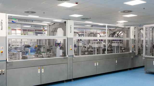 Línea de producción de la planta biotecnológica de Pfizer en San Sebastián de los Reyes (Madrid).