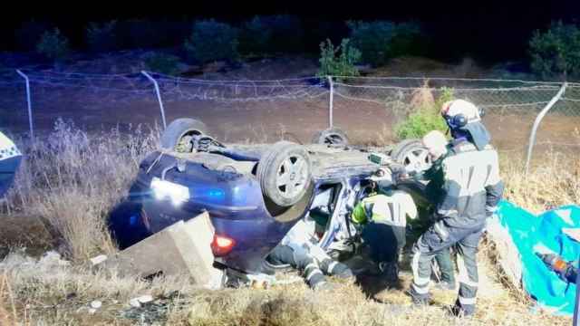 El coche siniestrado en Pizarra la pasada madrugada.