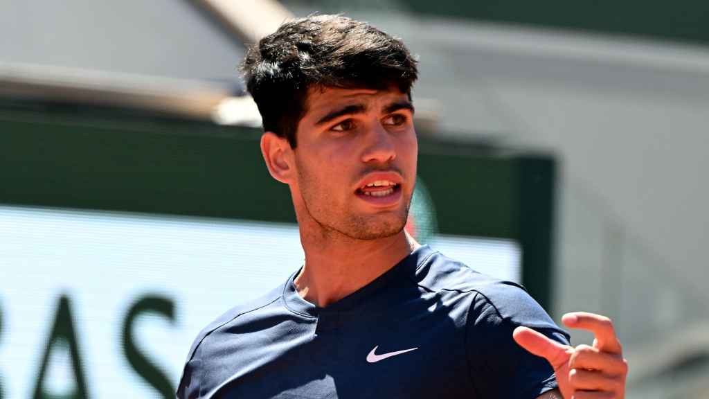 El tenista Carlos Alcaraz durante la semifinal de Roland Garros.