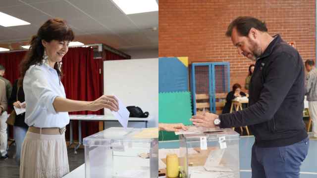 Ana Redondo y Óscar Puente votan en Valladolid