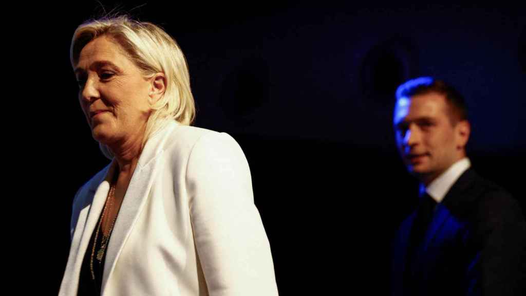 Jordan Bardella, presidente de Agrupación Nacional, y Marine Le Pen.