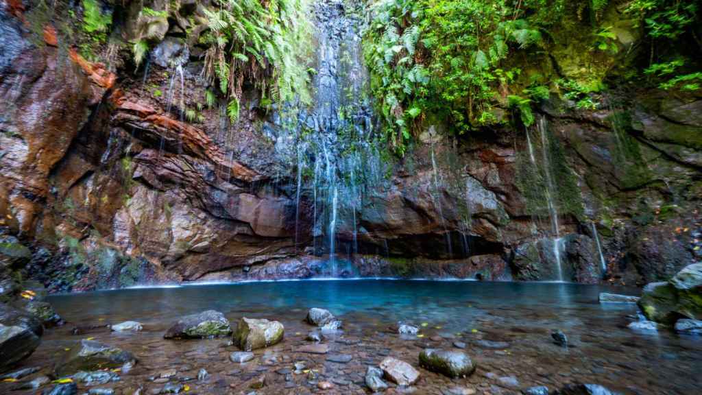 Una de las cascadas de la ruta.