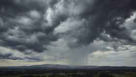 El olor de la lluvia, también llamado petricor, está formado mayoritariamente por la geosmina.