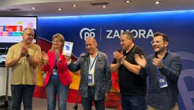 José María Barrios junto a otros miembros del Partido Popular de Zamora