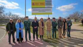 Visita de las autoridades a los terrenos de la Peraleda donde inicialmente iba a construirse el cuartel.