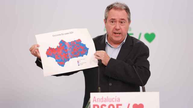 El secretario general del PSOE, Juan Espadas, analiza los datos de las elecciones europeas en la comunidad andaluza.