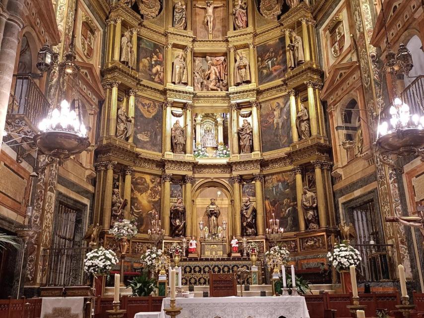 Altar mayor del Monasterio de Guadalupe (Cáceres). Foto: Europa Press.