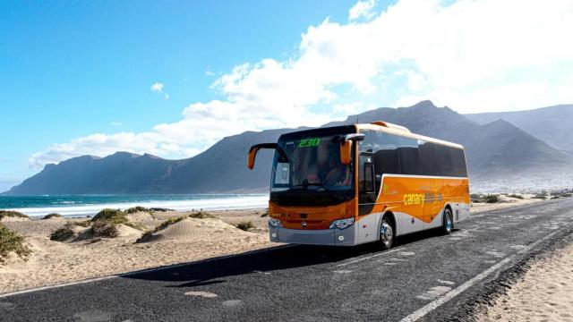 Un autobús de la empresa Alsa en Canarias.