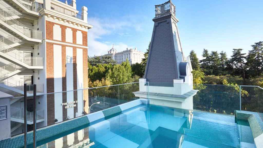 La piscina de The Social Hub en Madrid.