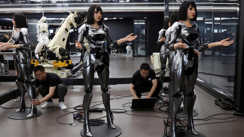 Robots humanoides de Ex-Robots.