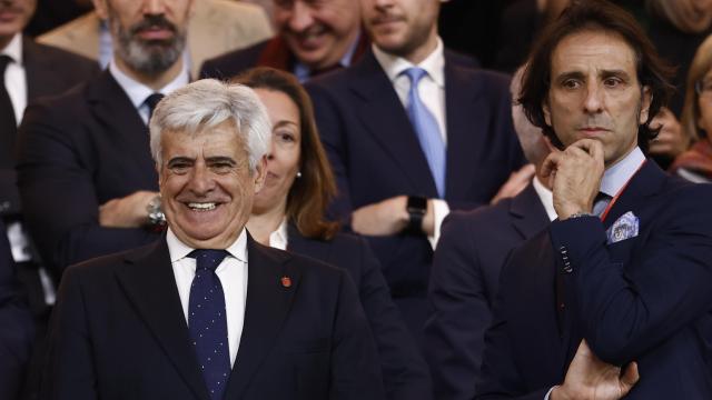 Pedro Rocha y Antonio Retamosa (Jesy) en el palco del Santiago Bernabéu en el España - Brasil del pasado 26 de marzo.