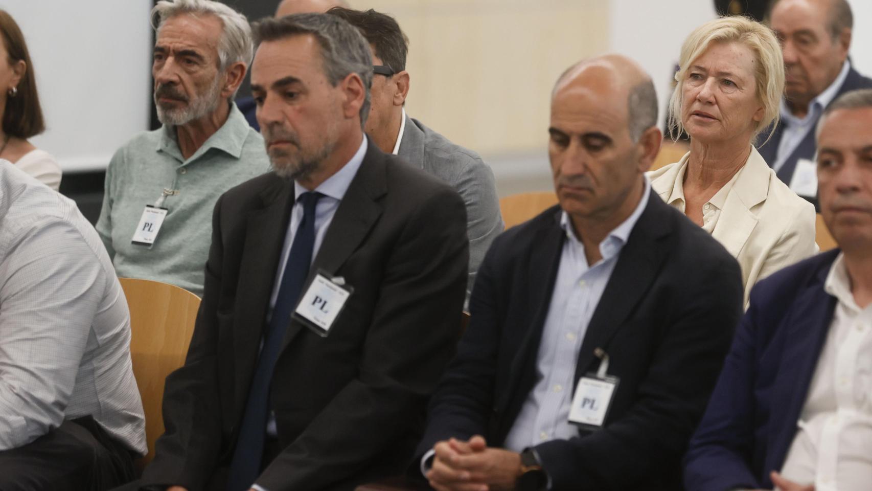 Imanol Arias y Ana Duato durante el juicio.