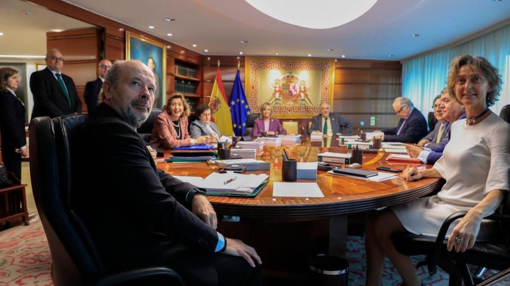 El pleno del Tribunal Constitucional, en una imagen de archivo./