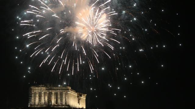 Imagen del Partenón durante la celebración de Año Nuevo.