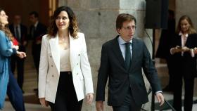 La presidenta de la Comunidad de Madrid, Isabel Díaz Ayuso, y el alcalde de la capital, José Luis Martínez-Almeida.