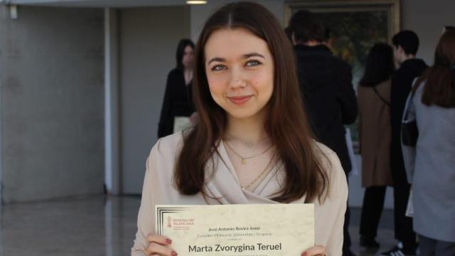Marta Zvorygina, la estudiante con mejor nota de la selectividad de 2024 en Valencia. EE