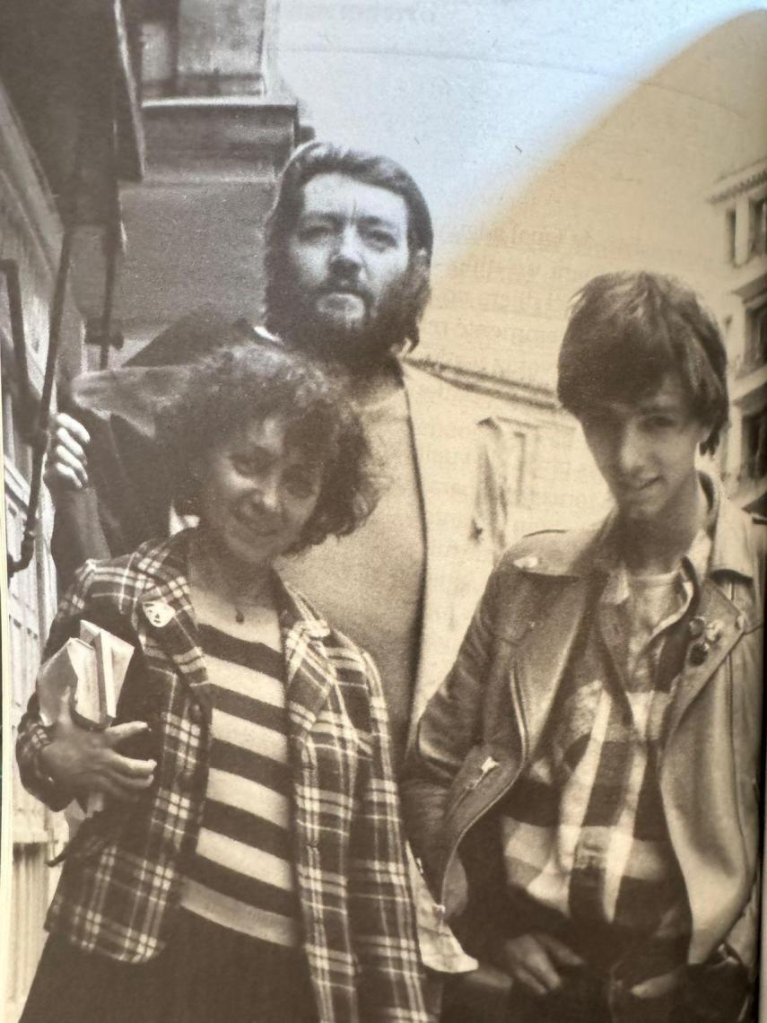 Julio Cortázar, Zulema Katz y Alejo.