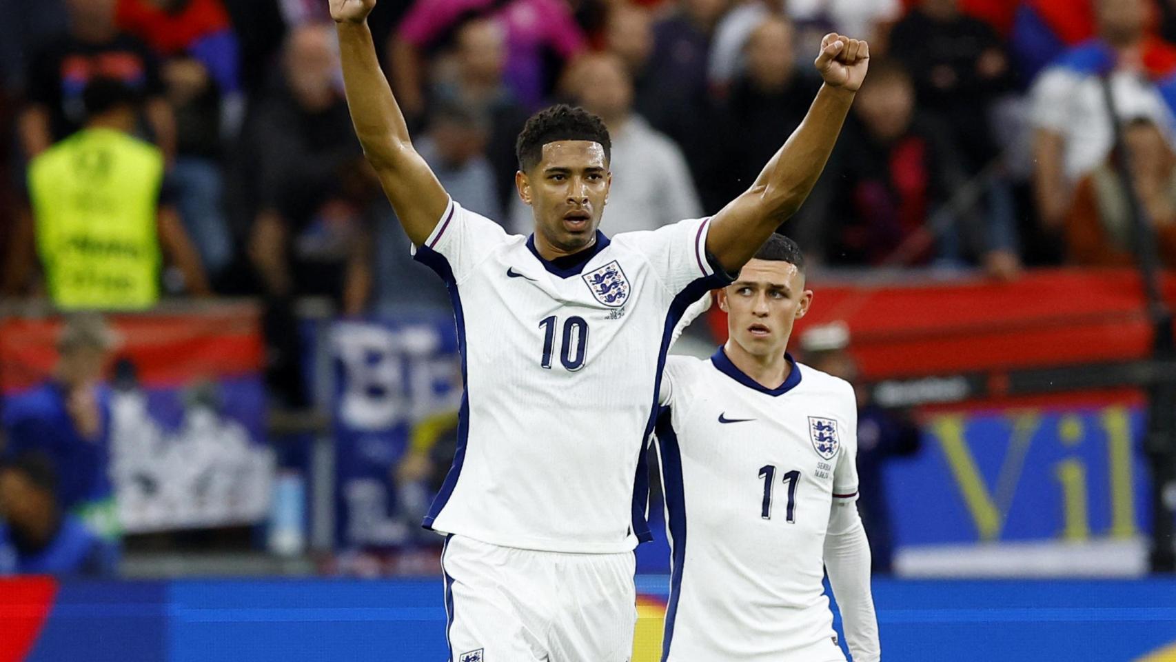 Bellingham celebra su gol anotado ante Serbia en la Eurocopa.