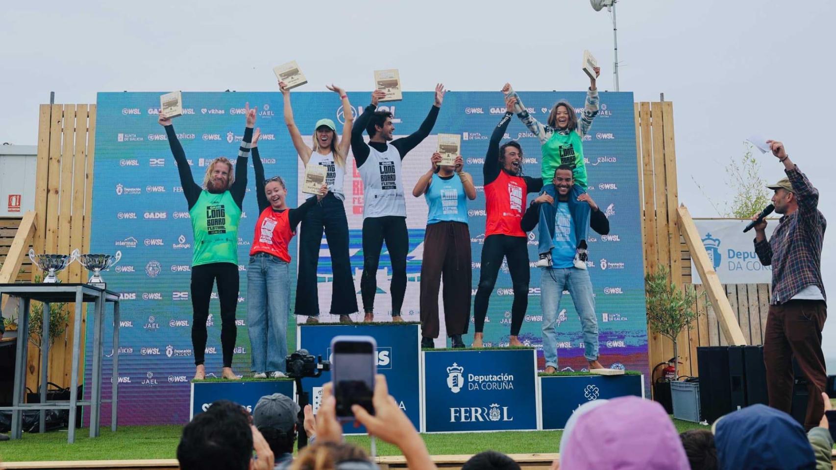 Campeones del Gadis Longboard Festival de la WSL