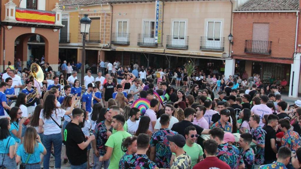 Imagen de las Fiestas de San Juan y San Pedro de Villalón