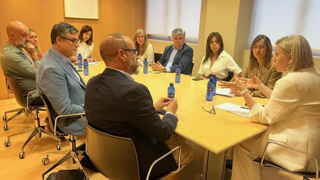 Reunión con la empresa adjudicataria del Zambrana