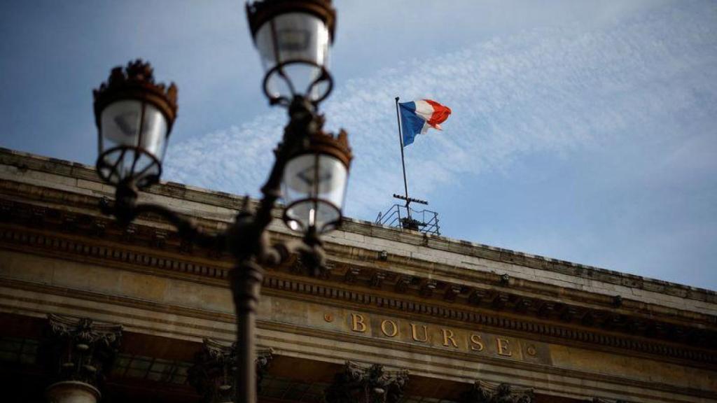 Fachada del edificio de la Bolsa de París.