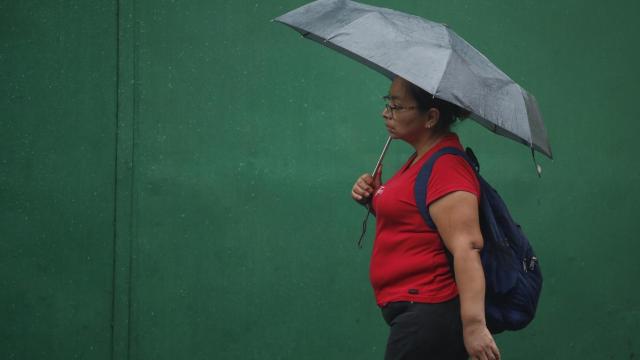 El Salvador en alerta roja por fuertes lluvias y alta probabilidad de inundaciones.