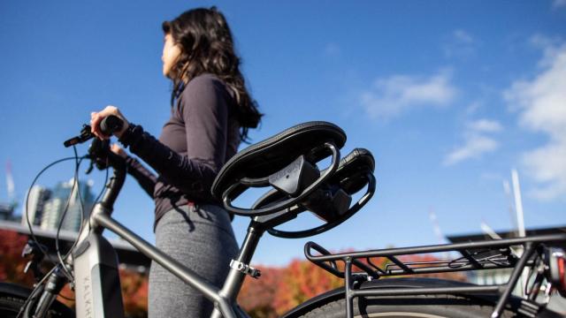 El sillín vabsRider permite circular en bici de forma más cómoda
