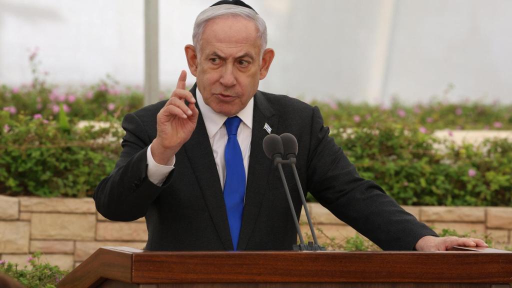 Netanyahu asistió este martes a la ceremonia en memoria de los mártires del Altalena en el cementerio Nachalat Yitzhak en Givatayim.