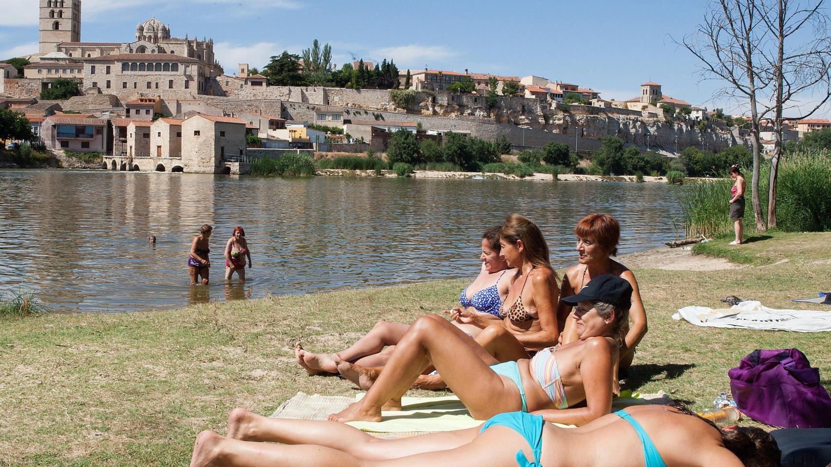 Playa de los Pelambres - Zamora