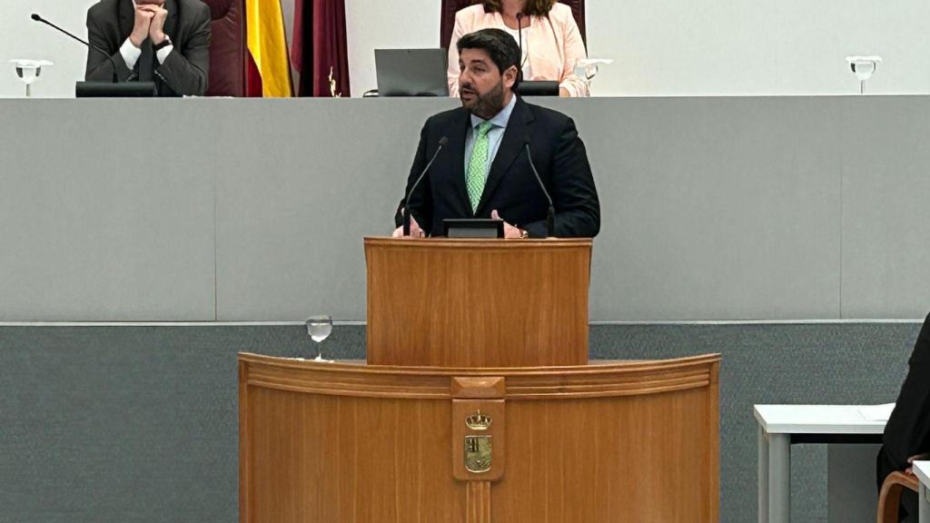 El presidente de la Región de Murcia, Fernando López Miras, este martes, durante su intervención en el Debate del Estado de la Región de Murcia.