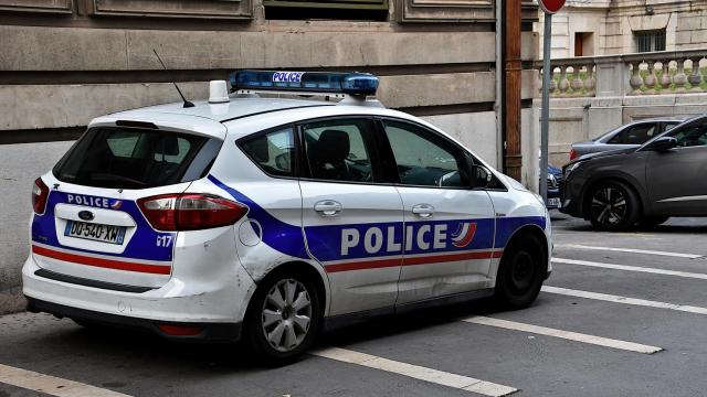 Imagen de archivo de un furgón policial en Francia.