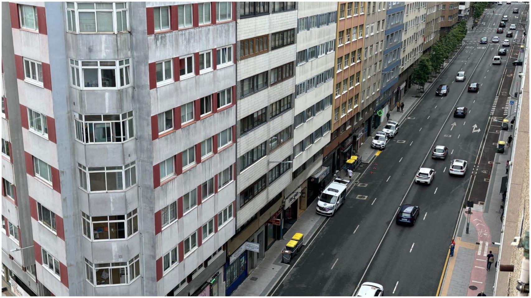 El edificio okupa de la Ronda de Nelle este martes