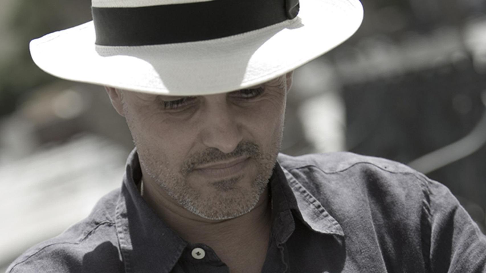 'Los nombres que te he dado', el viaje poético de cuatro décadas de