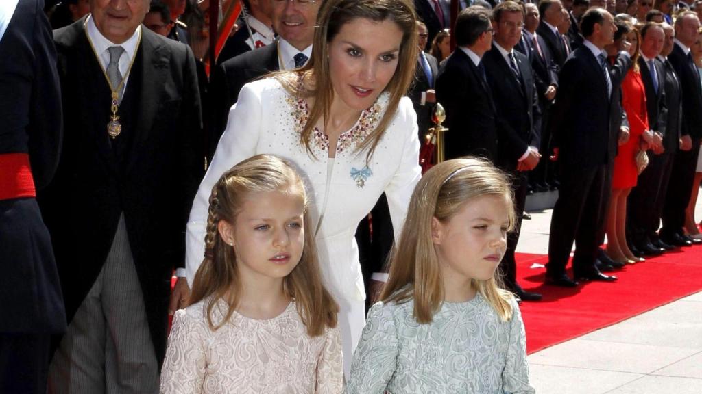 La Reina, Leonor y Sofía, el día de la proclamación de Felipe VI.