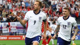 Harry Kane celebra el gol ante Dinamarca.