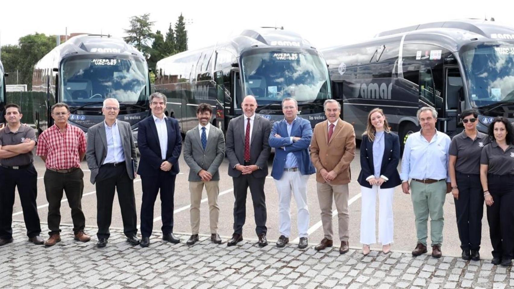 Presentación de los nuevos autobuses. Foto: Ayuntamiento.