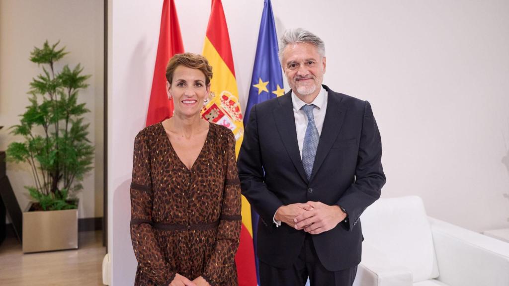 María Chivite y Alberto Granados, este miércoles, tras la firma del convenio.