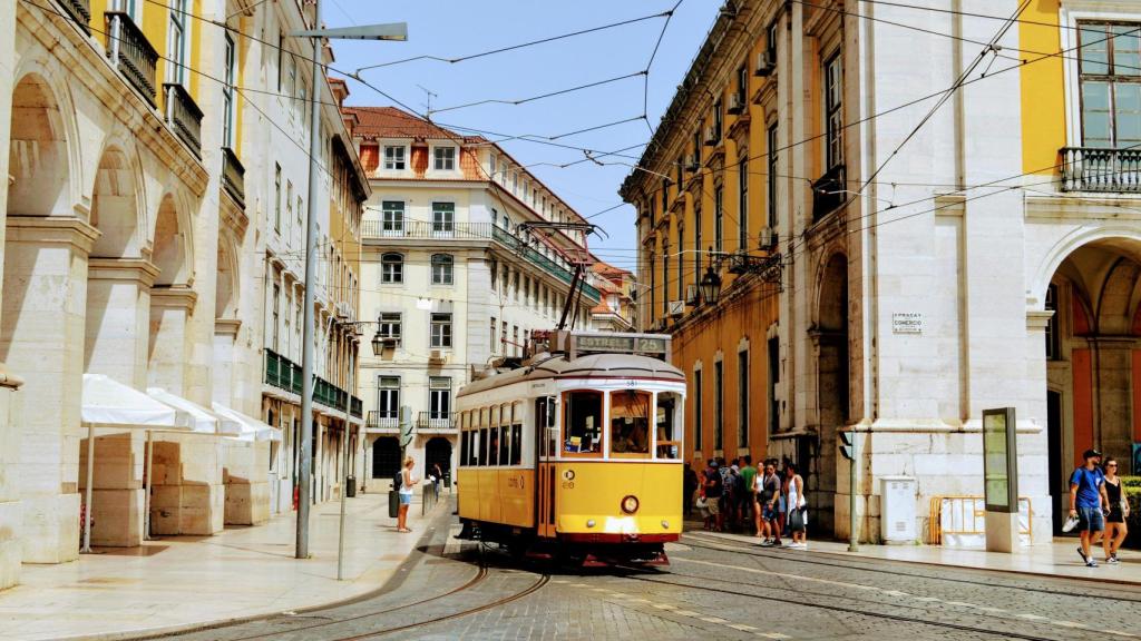 Un tranvía en Lisboa.