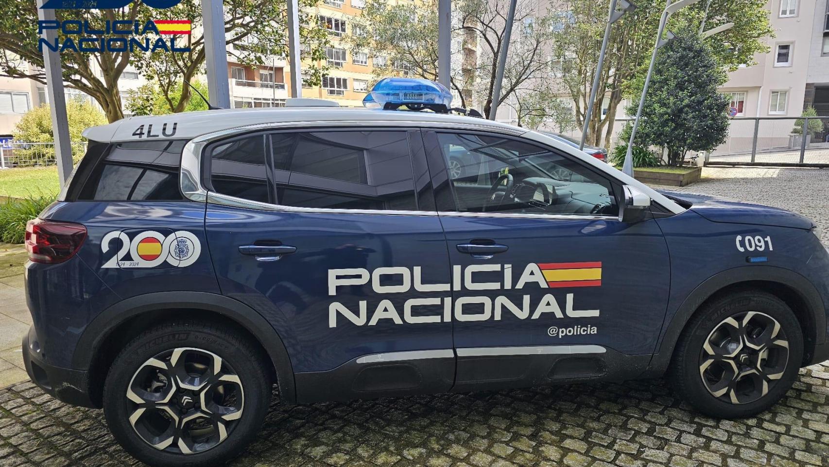 Coche de la Policía Nacional en Vigo.