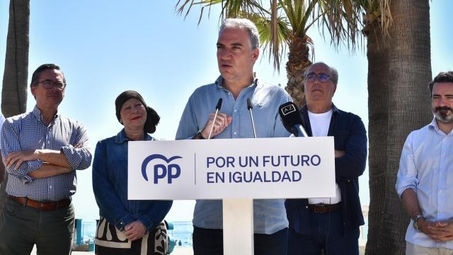 El vicesecretario de Coordianción Autonómica y Local y Análisis Electoral del PP, Elías Bendodo, este sábado durante un acto celebrado en Manilva (Málaga)-