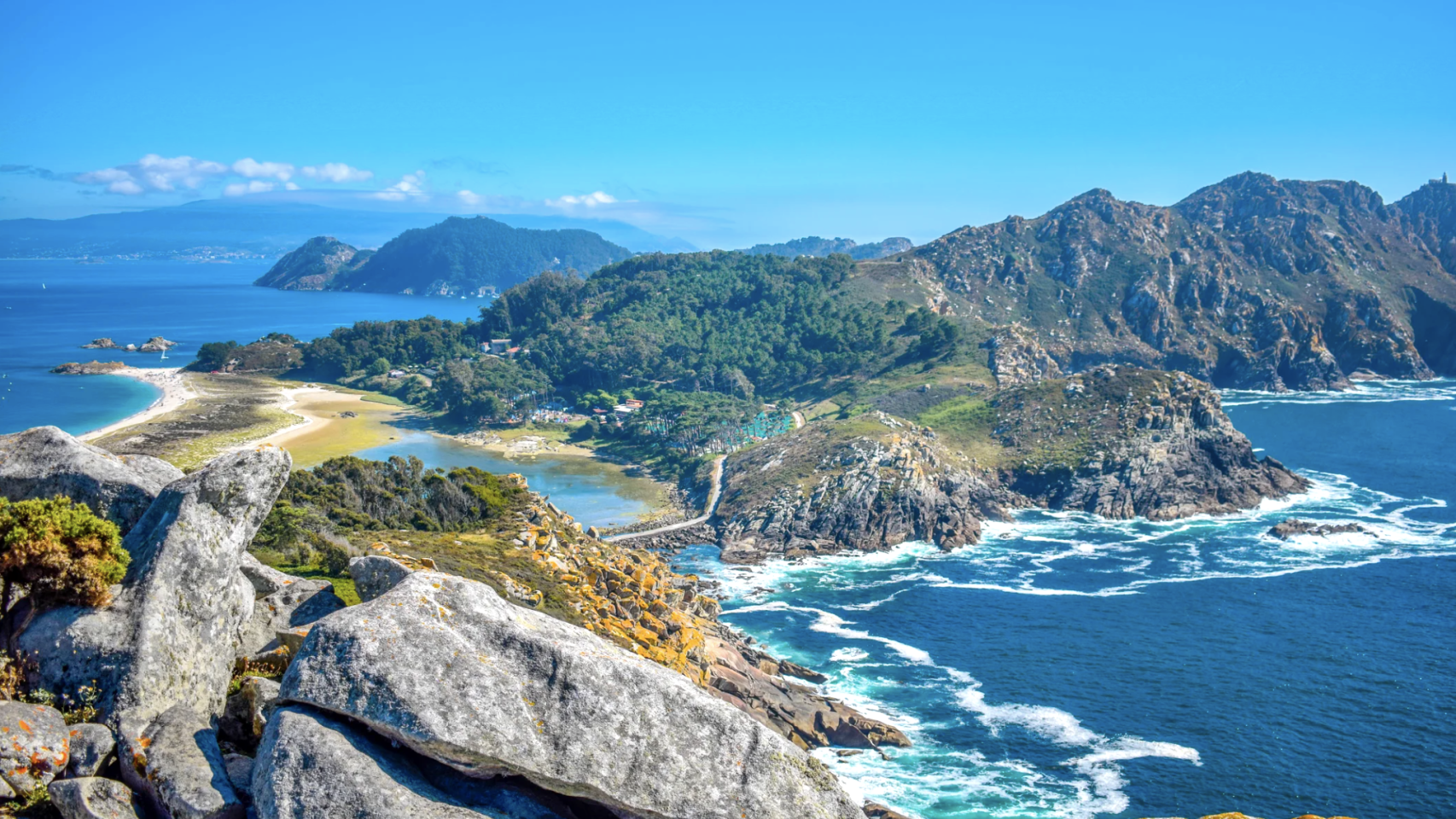 Vista desde el Alto do Príncipe, islas Cíes.