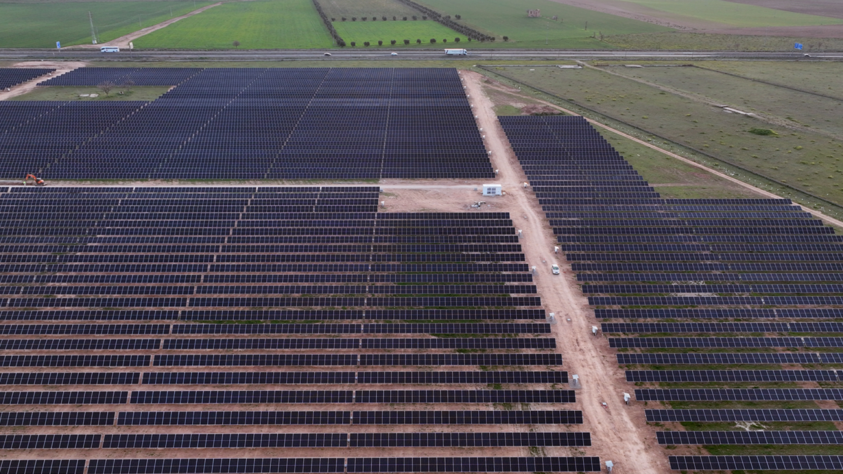 Vista aérea de la planta solar de VERBUND Green Power Iberia en Manzanares.