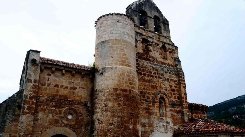 La iglesia de San Salvador de Escaño